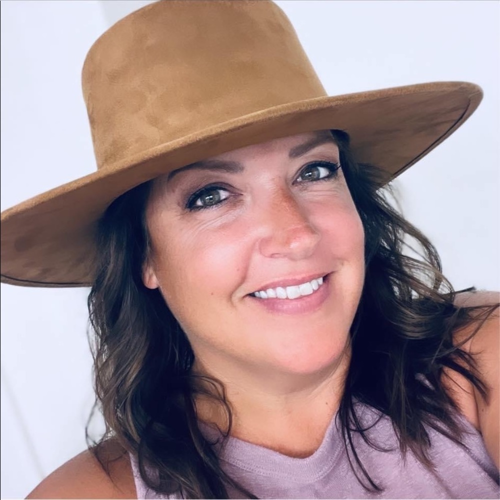 Meet your Posher, Lindsay